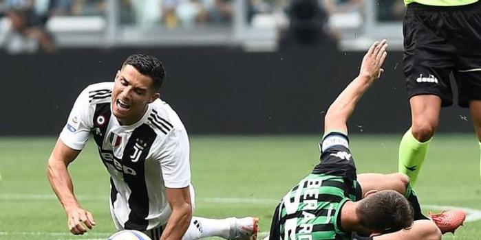  意甲揭幕战尤文大胜，C罗梅开二度  