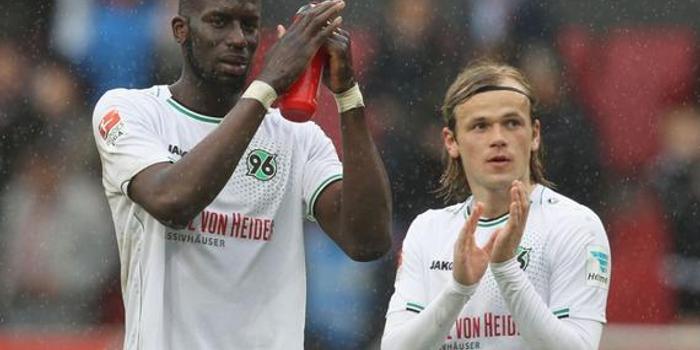  汉诺威96反击犀利无比，德甲转换进攻效率惊人